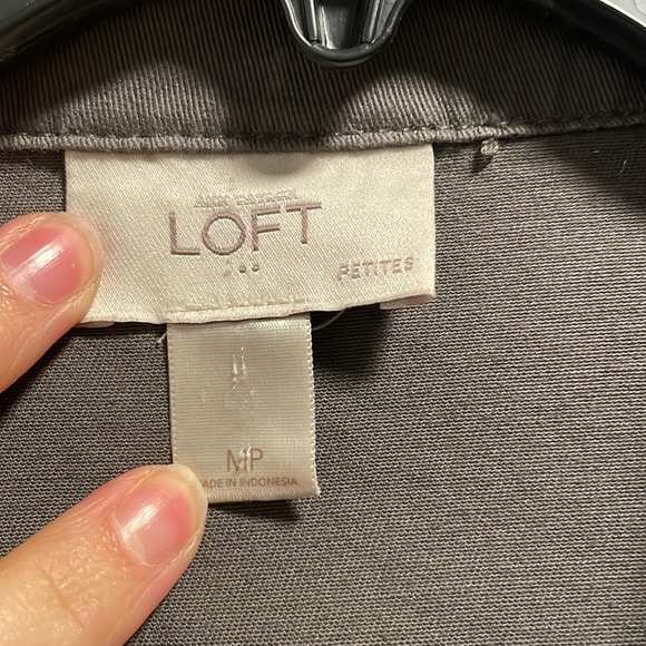 Jacket - Picture 5 of 5